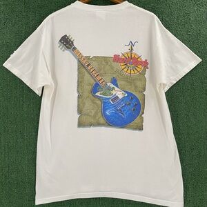 Vintage 90’s Hard Rock Cafe Nassau Bahamas Heavy T-Shirt Men’s Size Large